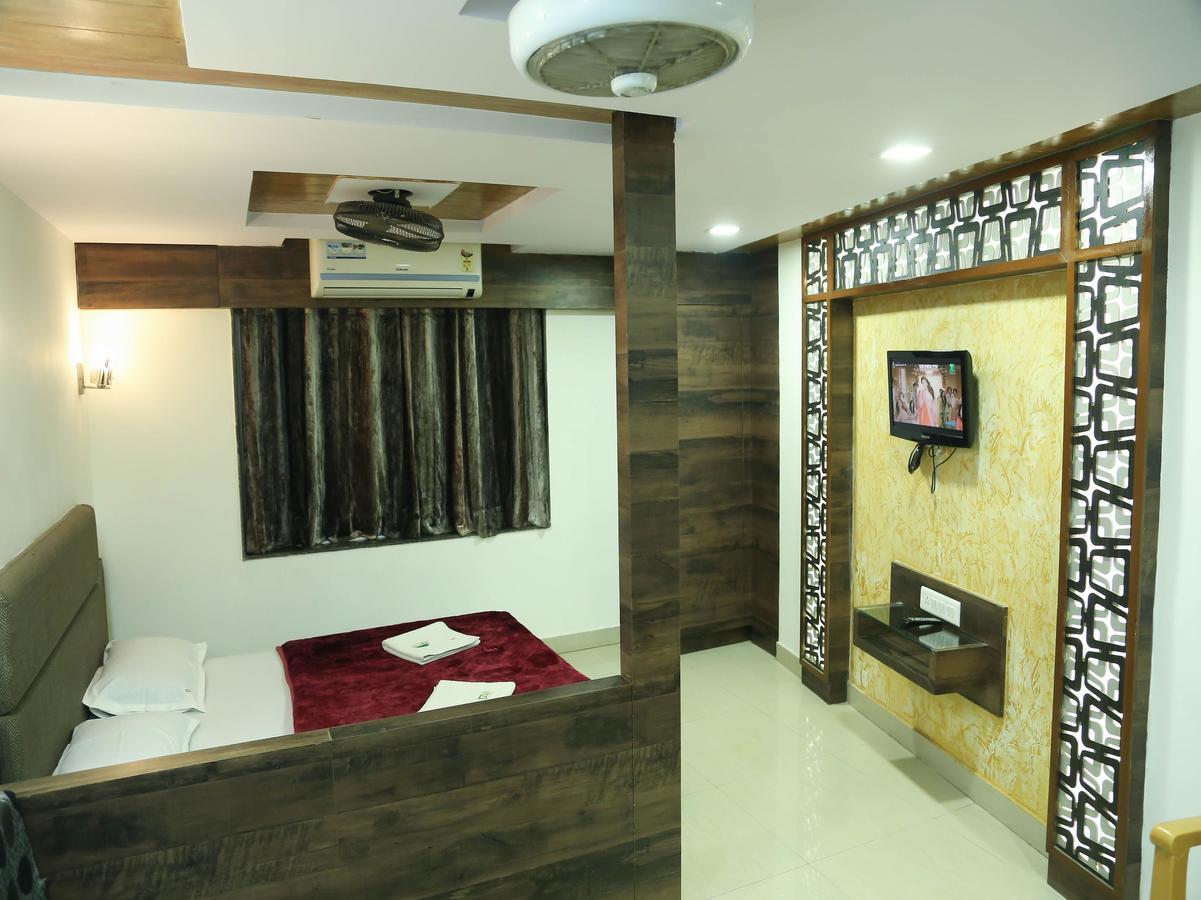 Hotel Kudla Rasaprakash منغالور المظهر الخارجي الصورة